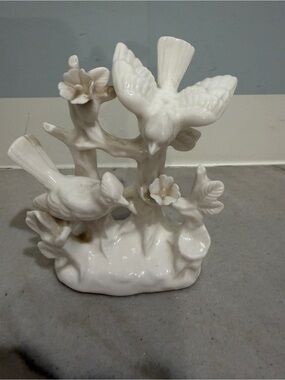 Shafford White Ceramic Bird Figurine Decorative Sculpture Bone China